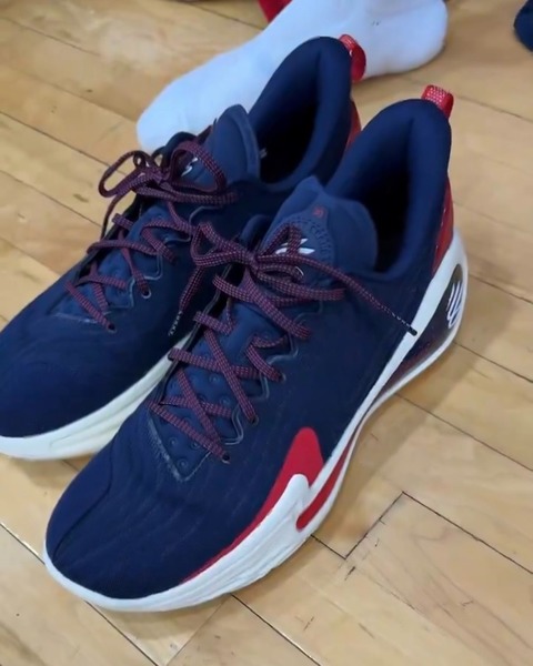 First Look: Under Armour Curry Flow 12 by Stephen Curry unveiled |
